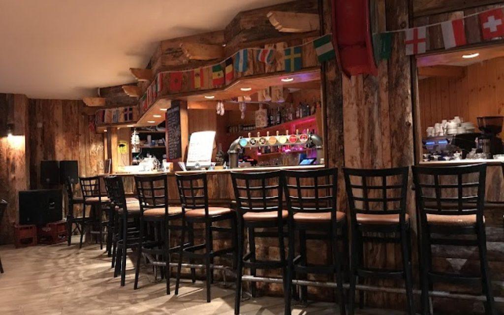 BAR RESTAURANT LICENCE IV ALTITUDE — photo 3
