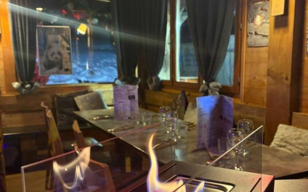 BAR RESTAURANT FRONT DE NEIGE — photo 8