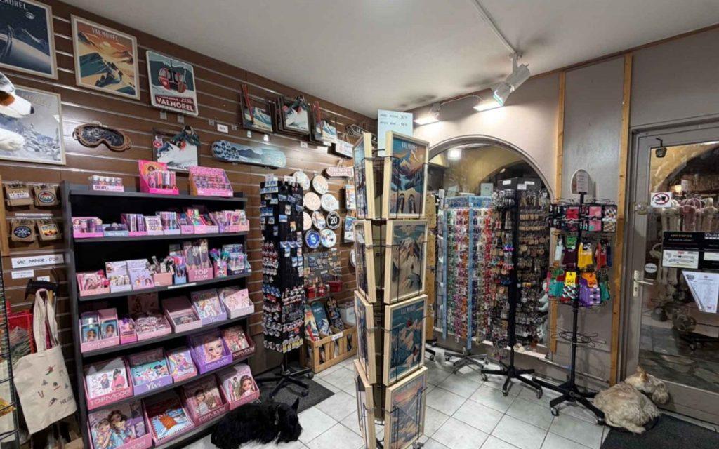 MURS COMMERCIAUX BOUTIQUE STATION — photo 4