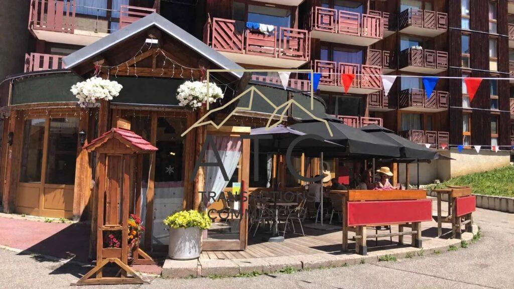 RESTAURANT FRONT DE NEIGE  STATION INTERNATIONALE — photo 2