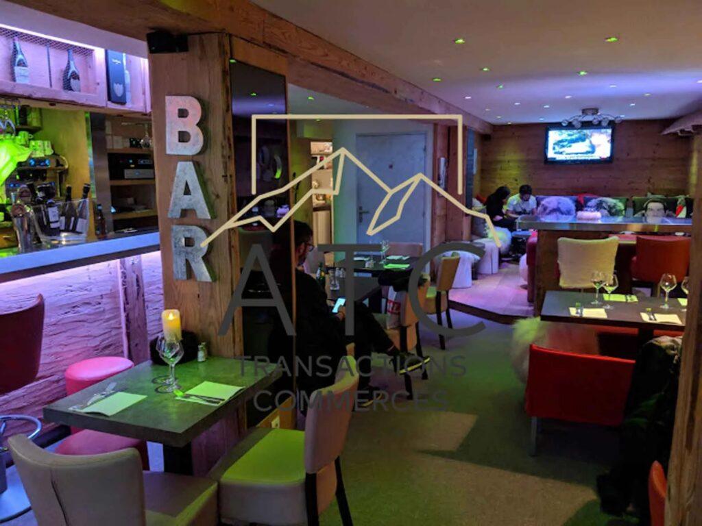 RESTAURANT LICENCE IV EN ALTITUDE — photo 1