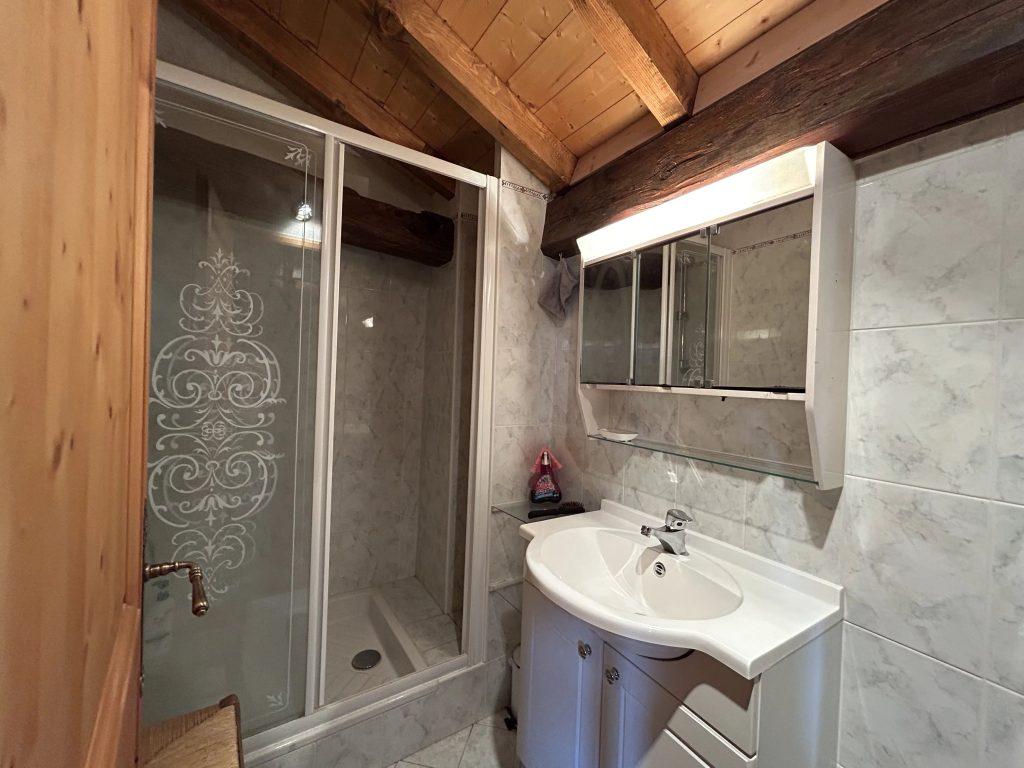 EXCLUSIVITÉ – Maison de village avec terrain — photo 4