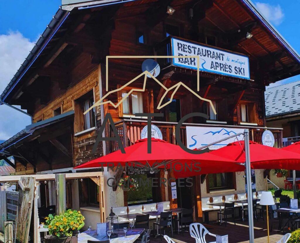 BAR RESTAURANT FRONT DE NEIGE STATION — photo 1