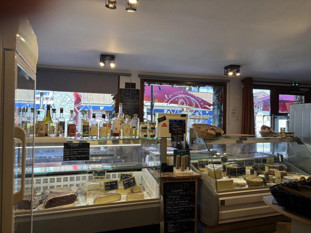 COMMERCE DE PRODUITS REGIONAUX SNACK BAR — photo 4