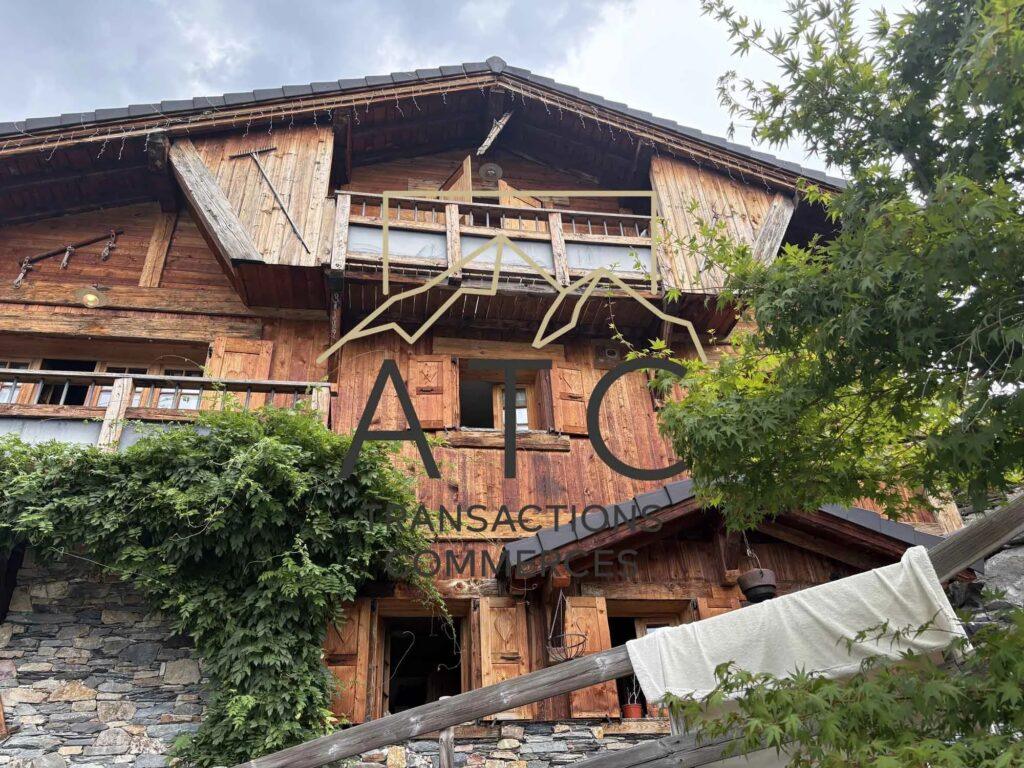 Chalet d’exception aux portes des 3 Vallées – Élégance, authenticité et panorama alpin — photo 1